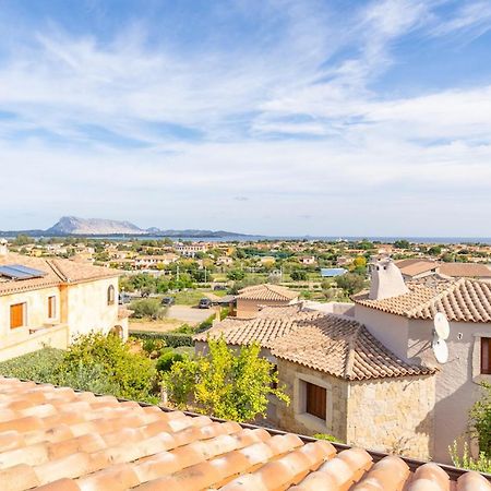 Citai San Teodoro Apartment Bagian luar foto