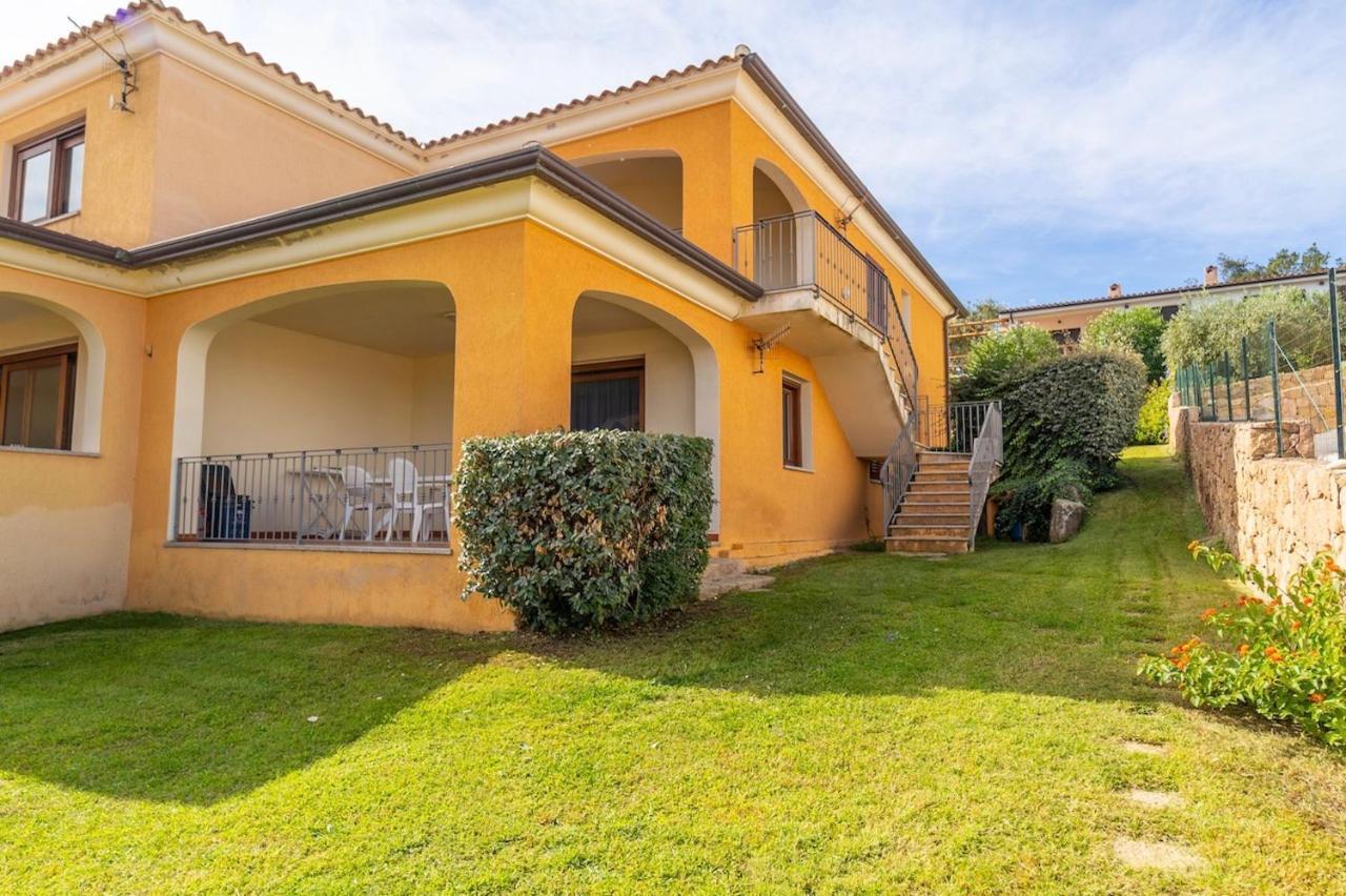 Citai San Teodoro Apartment Bagian luar foto
