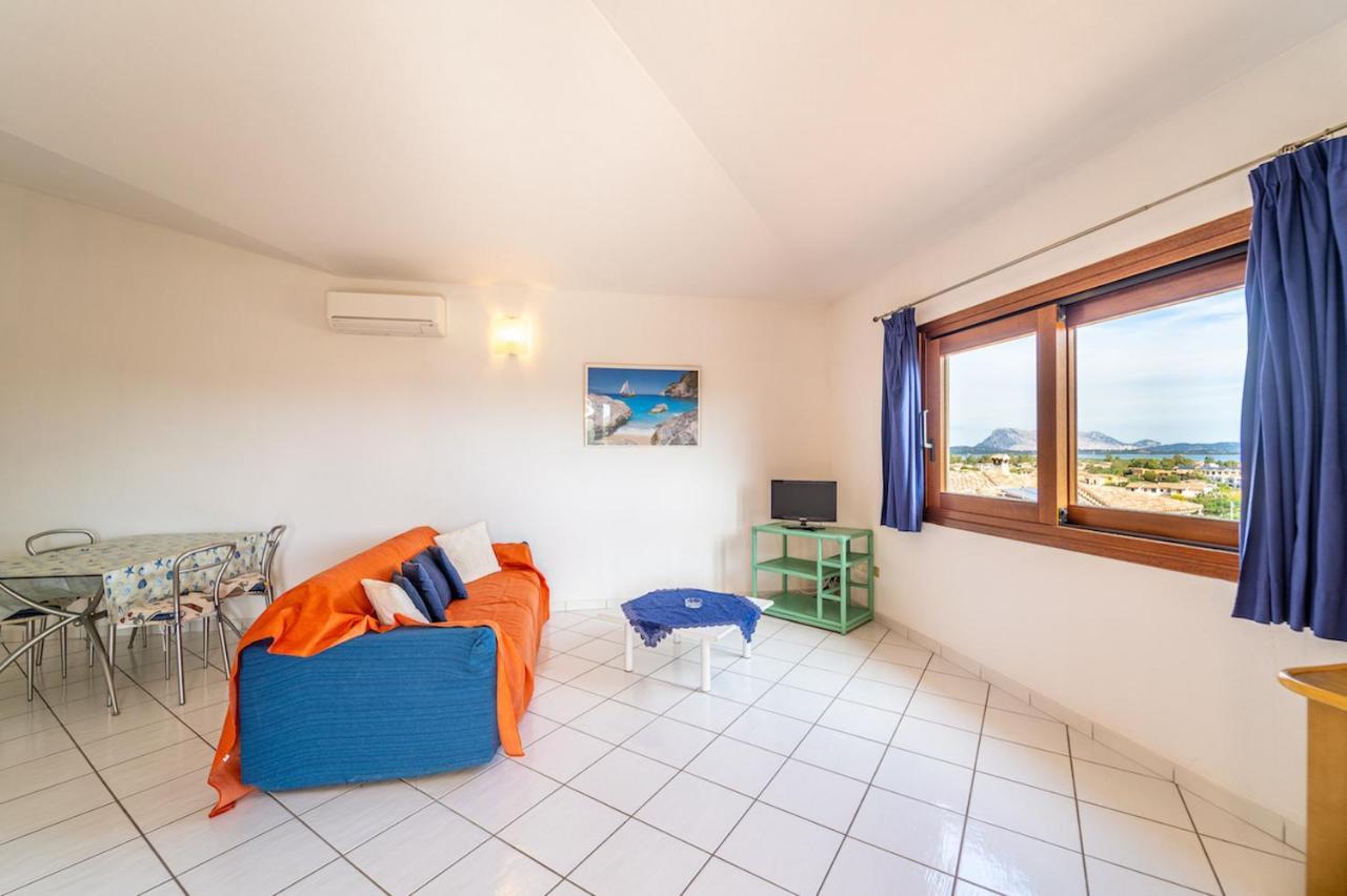 Citai San Teodoro Apartment Bagian luar foto